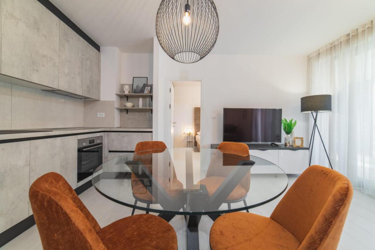 Perla Luxury Apartment Спліт Екстер'єр фото