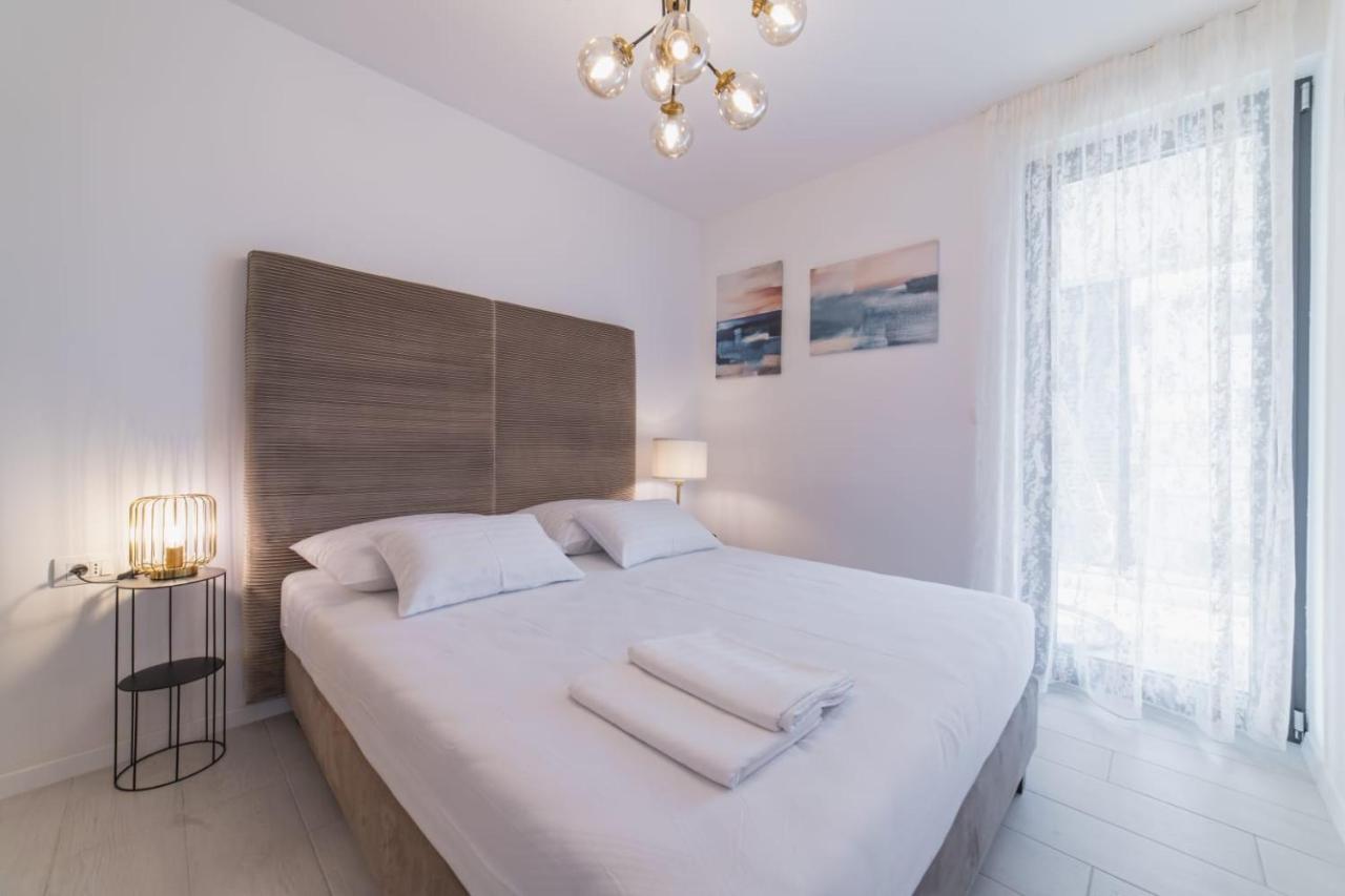 Perla Luxury Apartment Спліт Екстер'єр фото